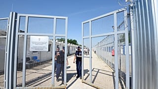 Nem ad enni a magyar állam az elutasított menedékkérőknek