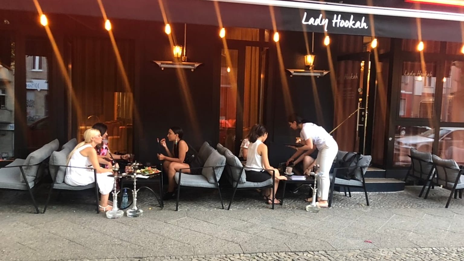 Berlin: Erste Shisha-Bar nur für Frauen