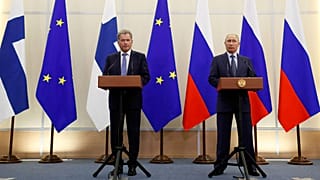 Putin responde a Trump: "las sanciones son contraproducentes y sin sentido"