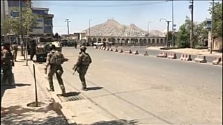 Afganistan Moskova'daki barış görüşmelerine katılmazken, Taliban daveti kabul etti