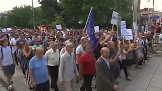 A pristinai főállamügyész lemondását követelték