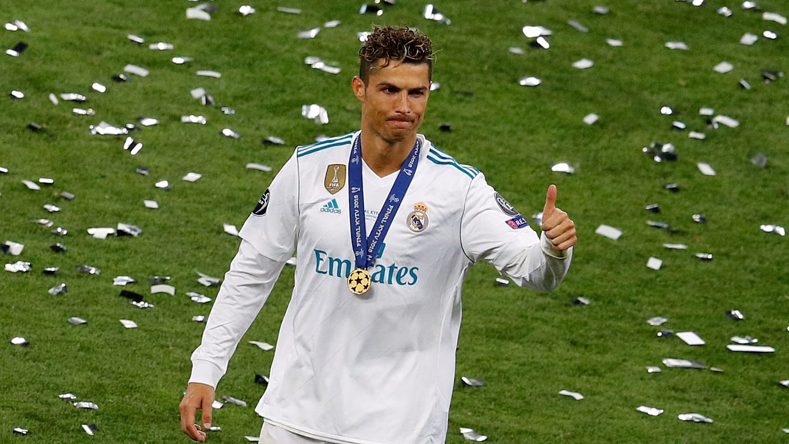 رونالدو: ما حققته مع ريال مدريد كان مذهلا لكنه أصبح جزءا من الماضي وقرار الرحيل كان سهلا