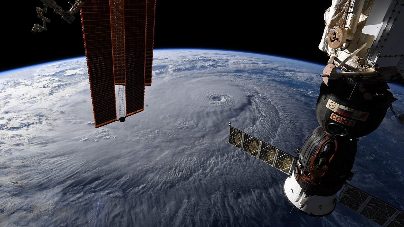 Courtesy @astro_ricky/NASA/ via REUTERS