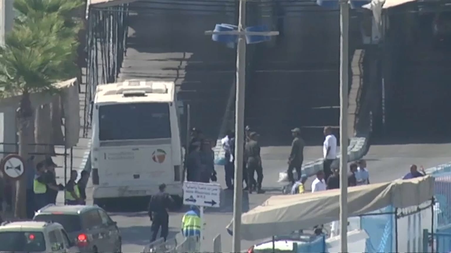 Spanien schiebt 116 Migranten aus Ceuta nach Marokko ab