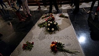 Spanien: Franco-Gebeine sollen umgebettet werden