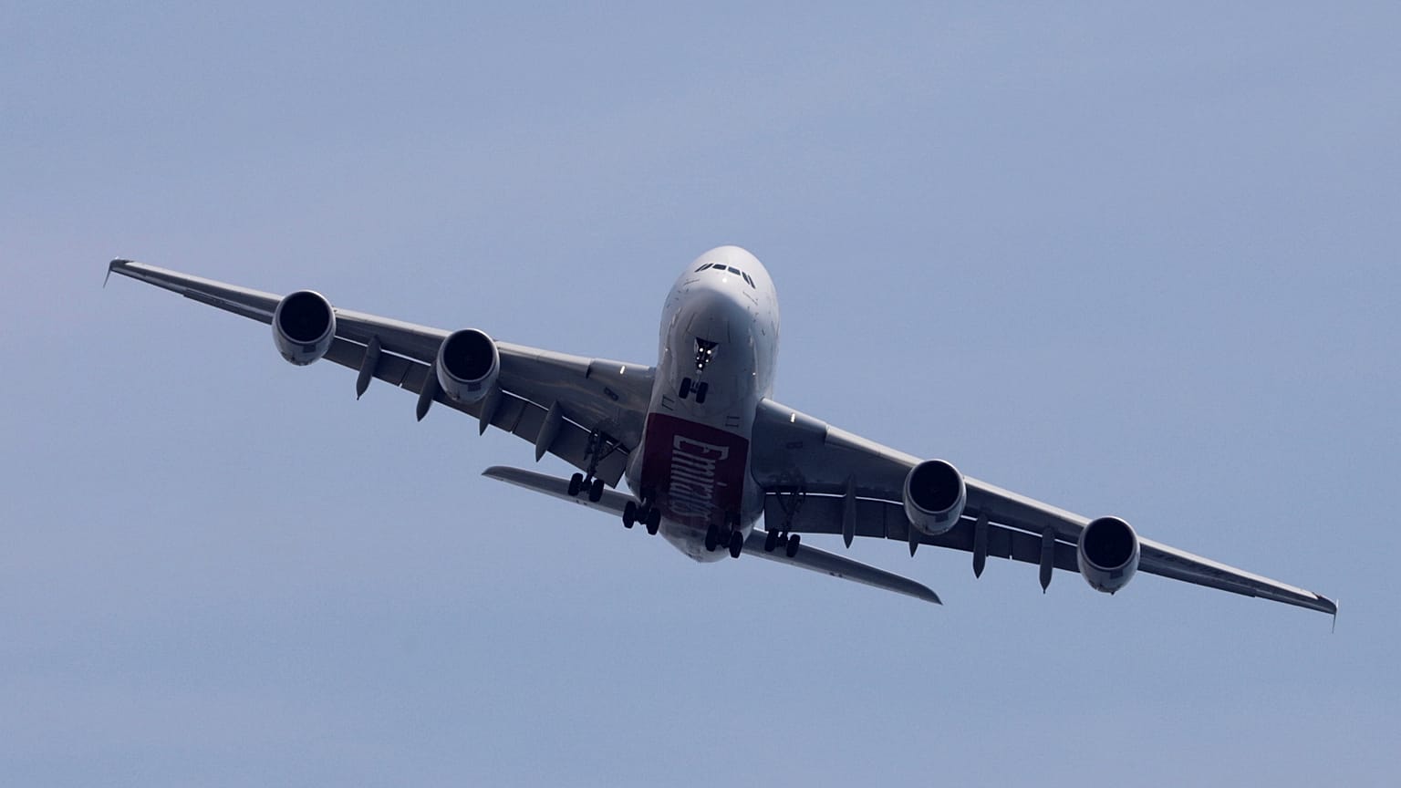 Bir Airbus uçağı