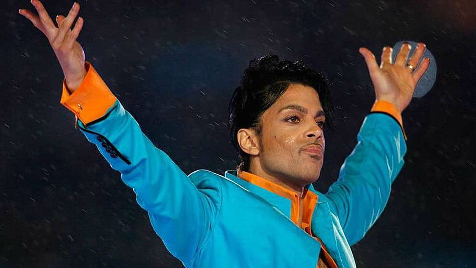 Prince'in ailesi 2016'da ölen ünlü yıldızın doktoruna dava açtı