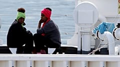 Flüchtlingsdrama in Catania: Tuberkulosefälle an Bord der "Diciotti"