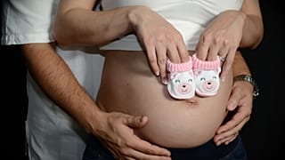 زوجان صينيان لم يتمكنا من الإنجاب لمدة أربع سنوات بسبب طريقة خاطئة