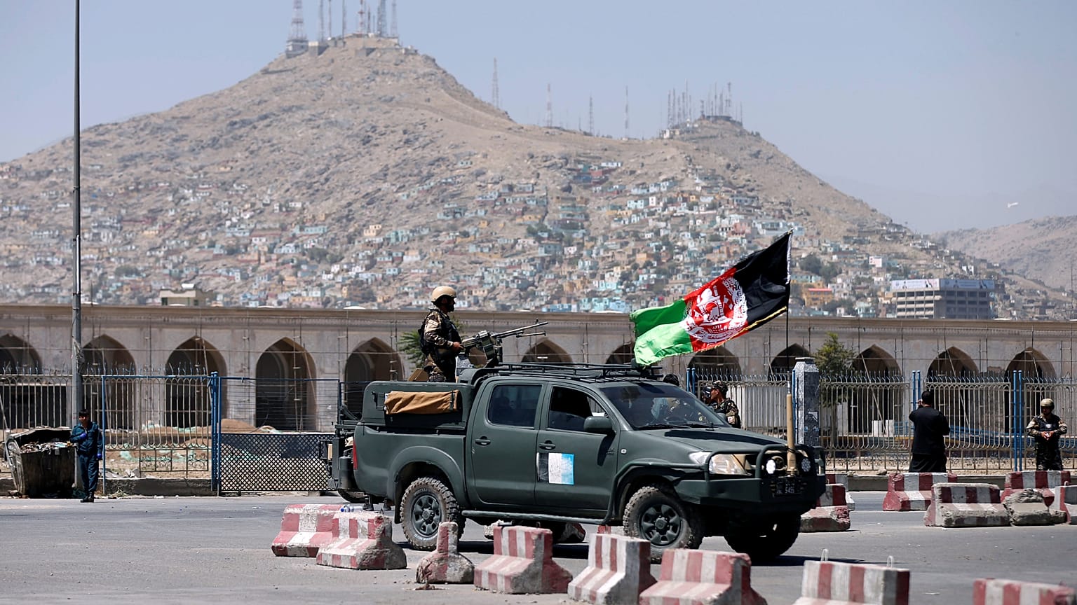 أستقالة أكبر أربعة مسؤوليين أمنيين في أفغانستان
