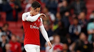 Arsenal çalıştırıcısı, Özil'in "kadro dışı" kaldığı iddialarına cevap verdi