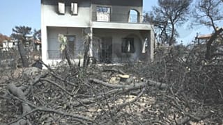 Στους 97 οι νεκροί στο Μάτι - Υπέκυψε εγκαυματίας