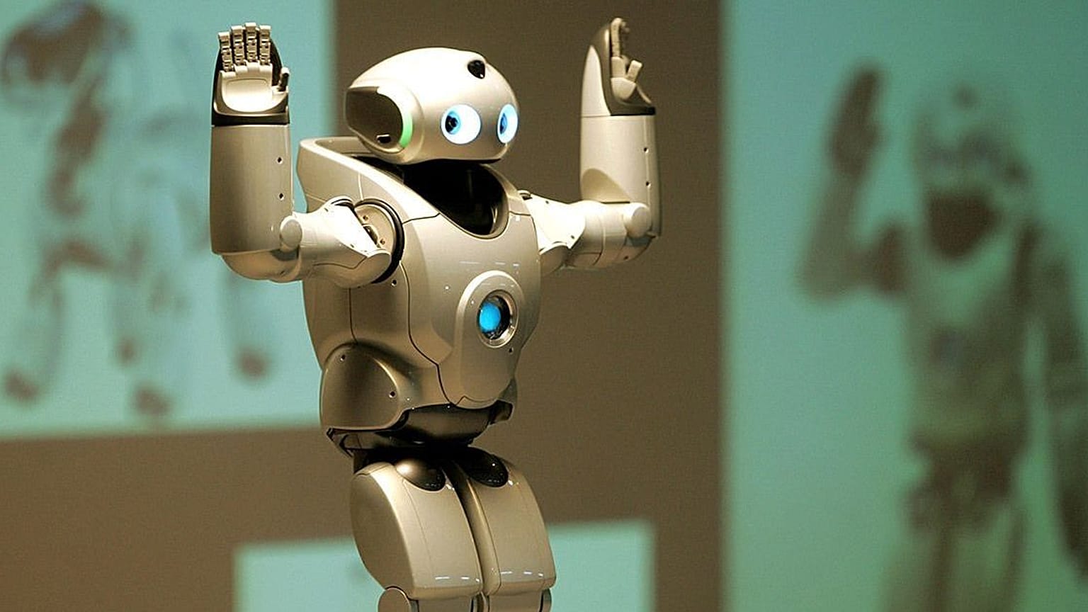BM robotların öldürme kararı verip veremeyeceğini tartışıyor.