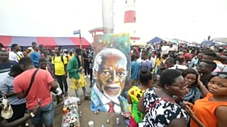 Ghana : un festival d'arts de rue métamorphose Accra