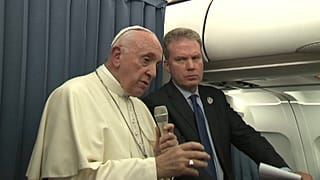 Frase choc di Papa Francesco su bimbi gay