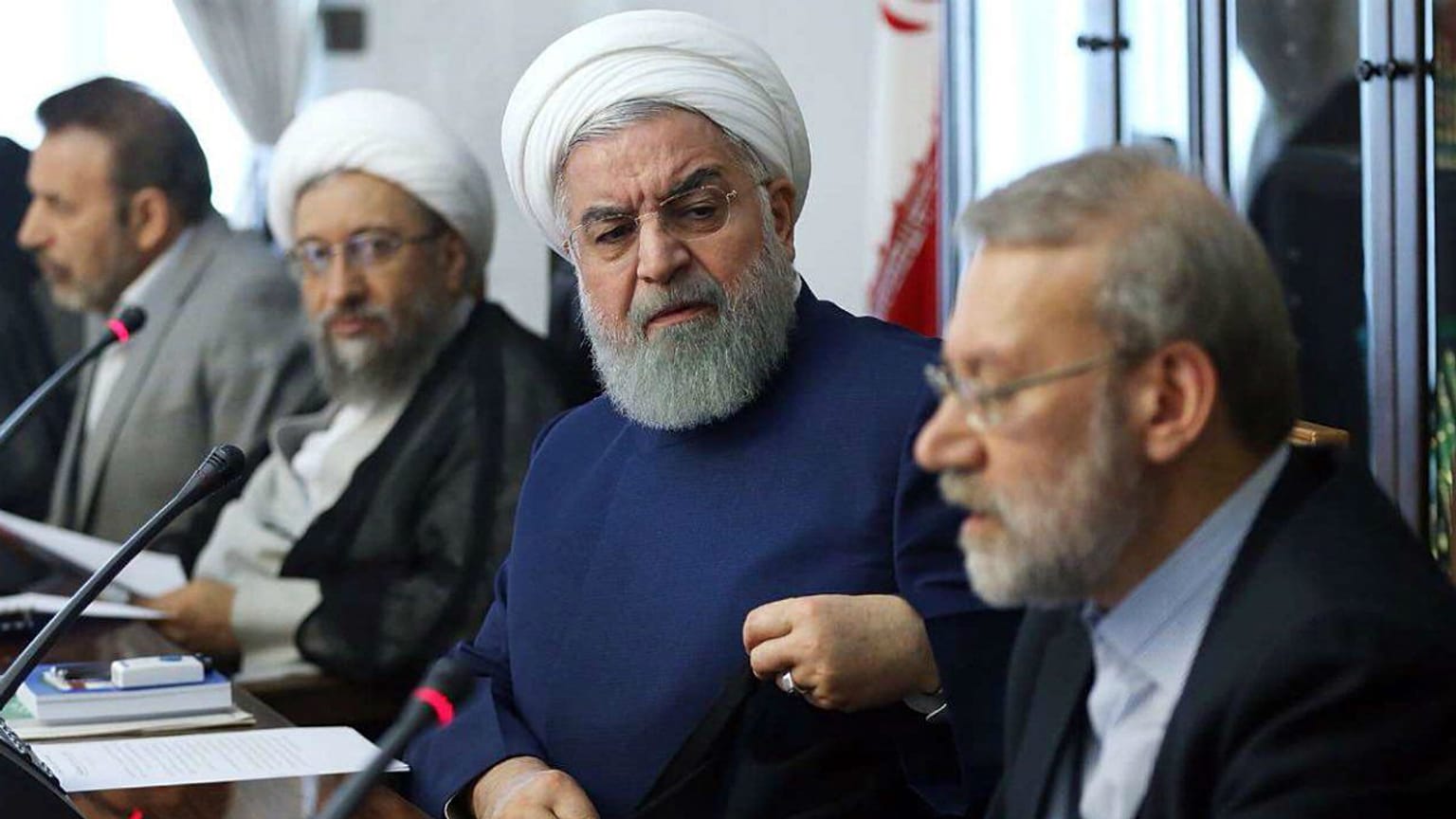 پاسخ روحانی به نمایندگان مجلس؛ احتمال ارجاع سوال به قوه قضائیه