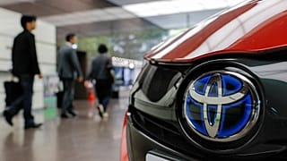 Στα σκαριά συμφωνία συνεργασίας της Toyota με την Uber  