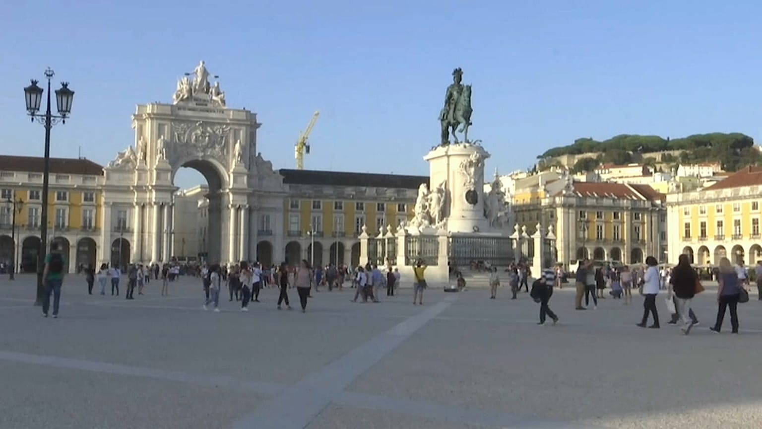 Turismo bate recordes na Europa em 2017 e Portugal é um dos 'campeões'