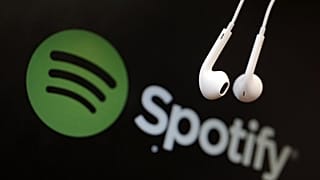 Тату на ягодице с песнями со Spotify