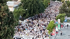 Ογκώδης διαδήλωση εκπαιδευτικών στη Λευκωσία 