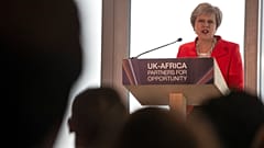 Brexit : opération séduction en Afrique pour Theresa May