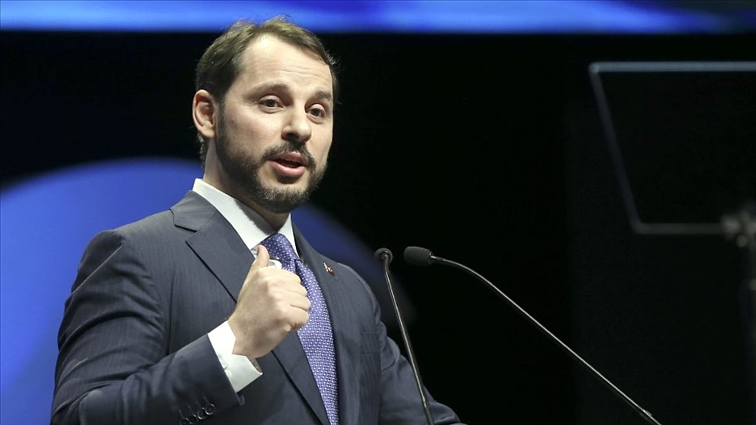 Bakan Albayrak: Dövizle kiralama ve satış dönemine son vereceğiz