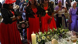 Cérémonie Berlin : génocide de deux tribus en Namibie.