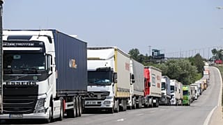 Türkiye'nin dış ticaret açığı temmuzda yüzde 32,6 düştü