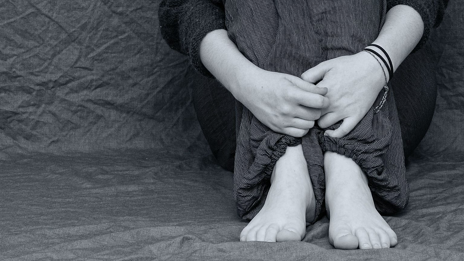 More than a fifth of 14-year-old girls in UK have self-harmed — report