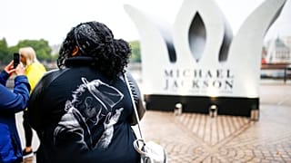 Le "Roi de la Pop" Michael Jackson aurait eu 60 ans