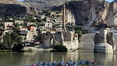 Hasankeyf: Sulara gömülecek binlerce yıllık tarihi ilçe