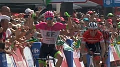 El triunfo para Simon Clarke y el jersey rojo de líder para Rudy Molard