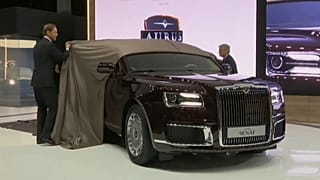 В Москве представили российскую машину класса "люкс"