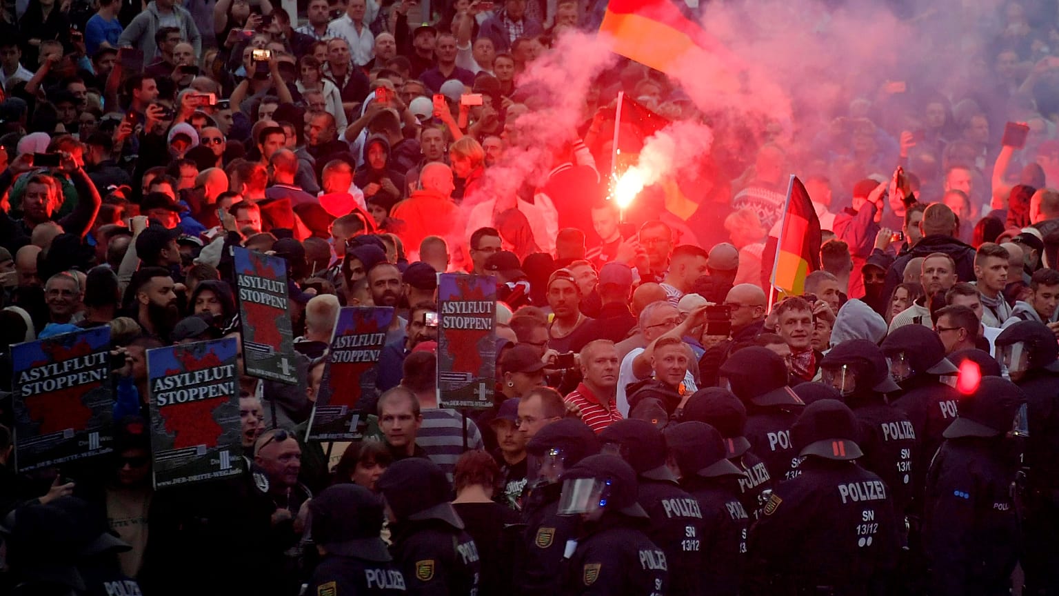 "Schrecklich alltäglich": Chemnitz sorgt weltweit für Schlagzeilen