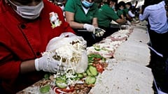 Watch: Mexico breaks record for largest torta sandwich 