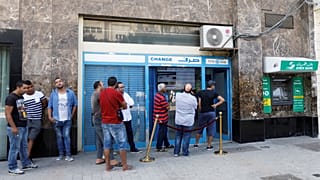 مواجهات بين محتجين وقوات الأمن التونسية إثر إغلاق معبر حدودي مع ليبيا