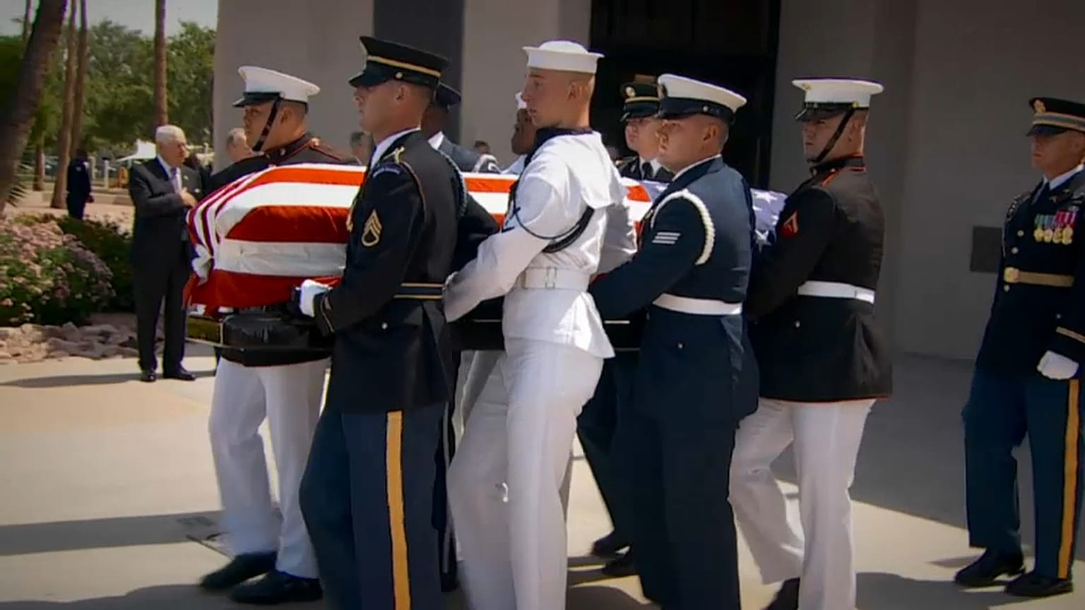 McCain: l'addio a uno spirito libero