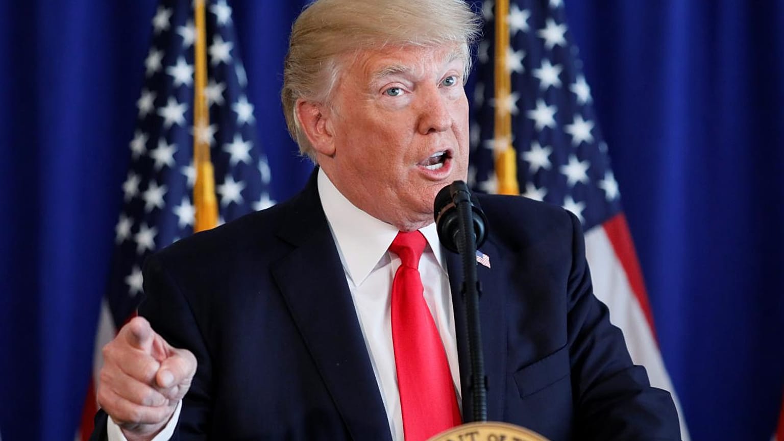 Trump'ın yeni yıl hazırlığı: Huawei ve ZTE gibi ulusal güvenlik için riskli şirketler yasaklanacak