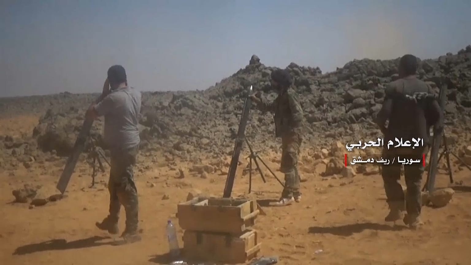 الجيش السوري ينشر شريط فيديو لما وصفه ببداية الحملة على إدلب 
