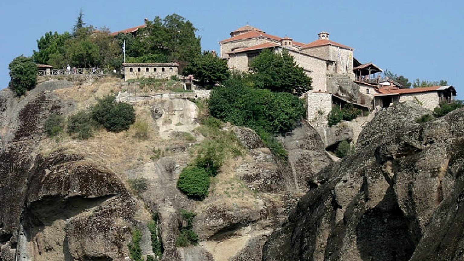 Yunanistan 5,1 büyüklüğünde bir depremle sarsıldı