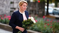 Nach Gewalttat und Protesten: Giffey besucht Chemnitz