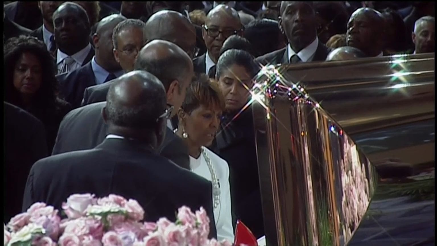 "You make me feel..." - Tausende singen bei Aretha Franklins Trauerfeier
