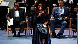 Emelkedett hangulatban búcsúztatták Aretha Franklint 