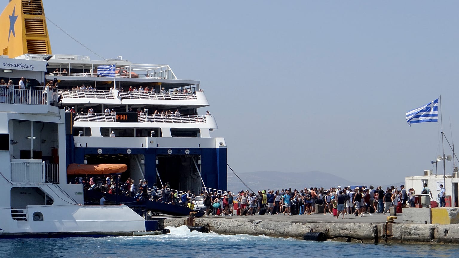 Δεμένα τα πλοία στα λιμάνια τη Δευτέρα 3 Σεπτεμβρίου