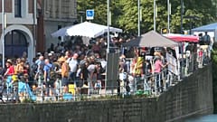 Крупнейшая в Европе толкучка "оккупировала" Лилль 