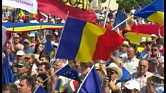 Milhares de moldavos pedem reunificação com a Roménia