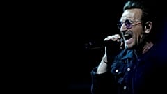 Bono perde a voz e obriga U2 a cancelar concerto
