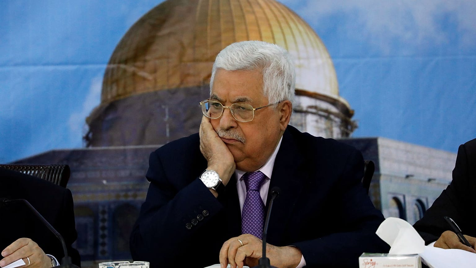 الرئيس الفلسطيني محمود عباس خلال اجتماع في رام الله يوم 15 أغسطس آب 2018. 