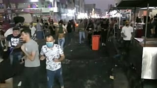 تجدد الاحتجاجات في البصرة والمحتجون يطالبون بالقضاء على الفساد