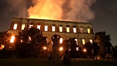 Brasil llora por la destrucción de su museo más antiguo, arrasado por un incendio 